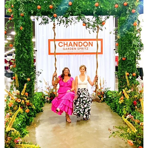 Meet your Posher, Adrienne - Picture 3 of 8